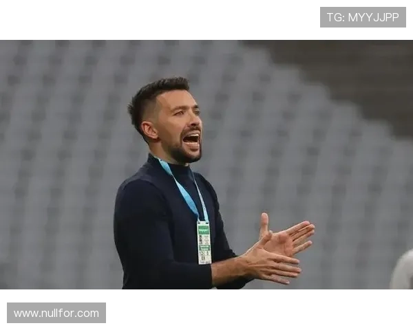 恩迪亚耶加盟曼联之梦成真时刻